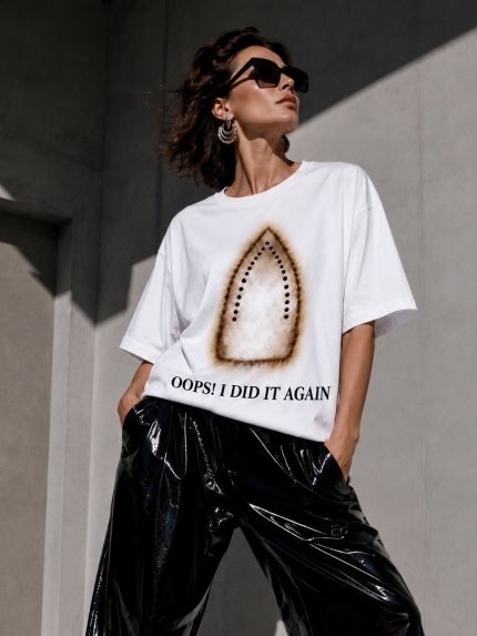 T-shirt Oops oversize